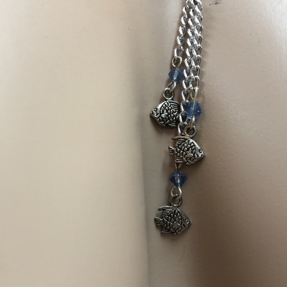 Beta Fish Necklace - Picture 2 of 16